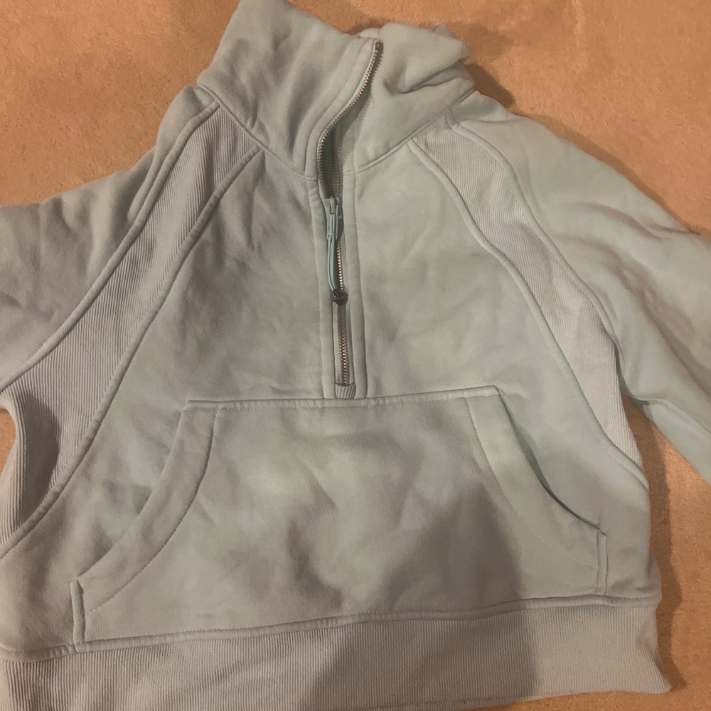 Lululemon scuba half zip - Picture 2 of 4